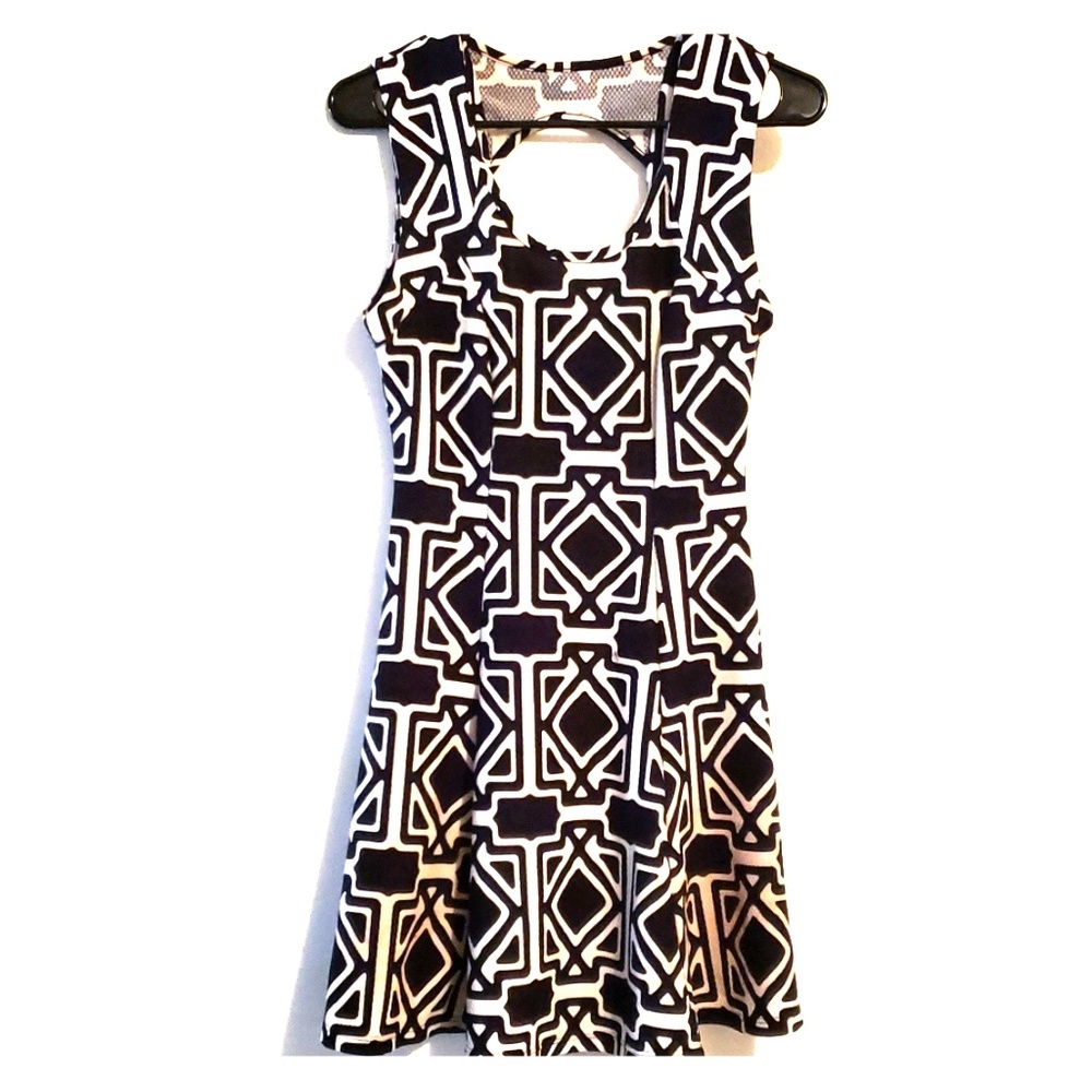 Beautiful Black and White dress